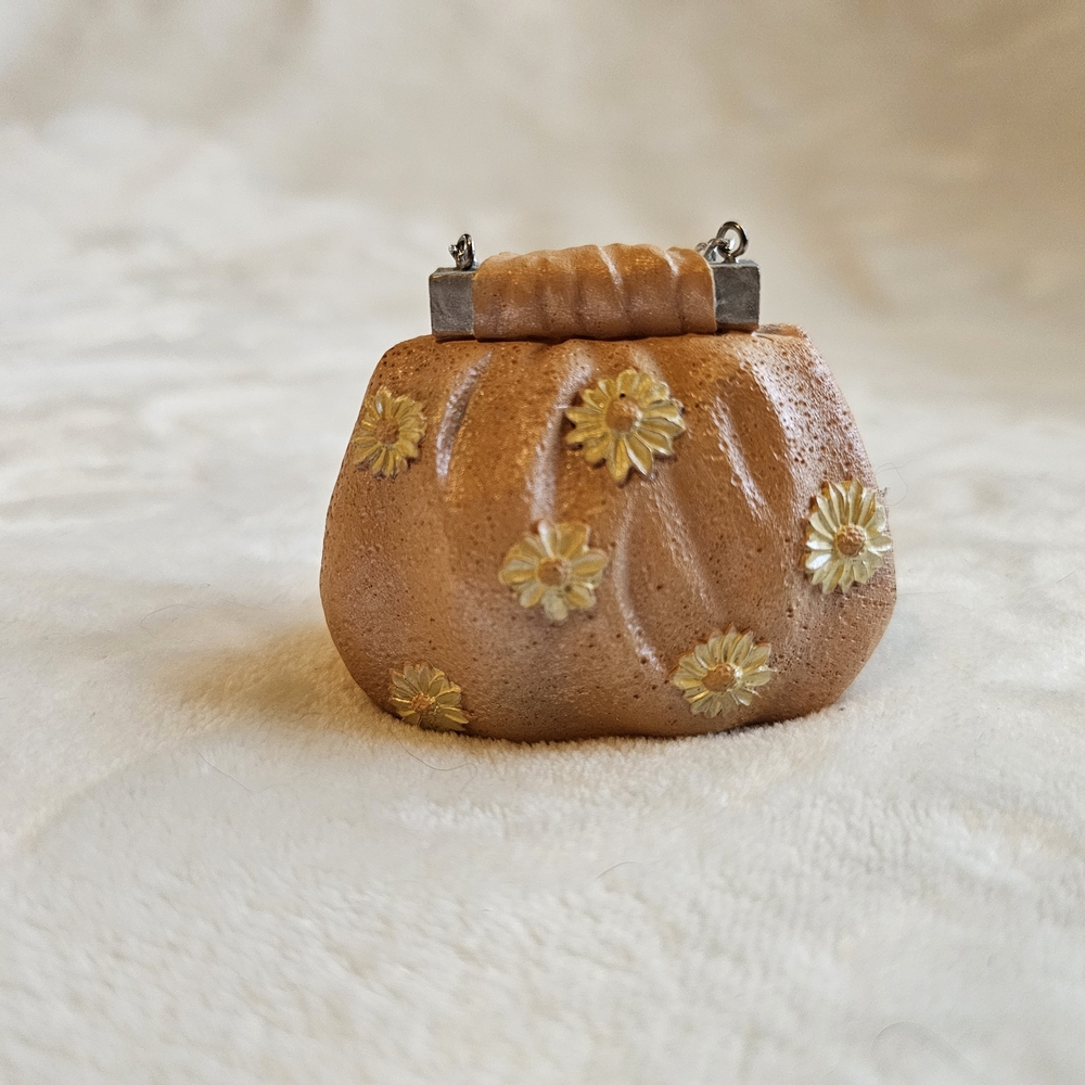 Miniature Vintage Style Floral Handbag Figurine - Picture 2 of 3